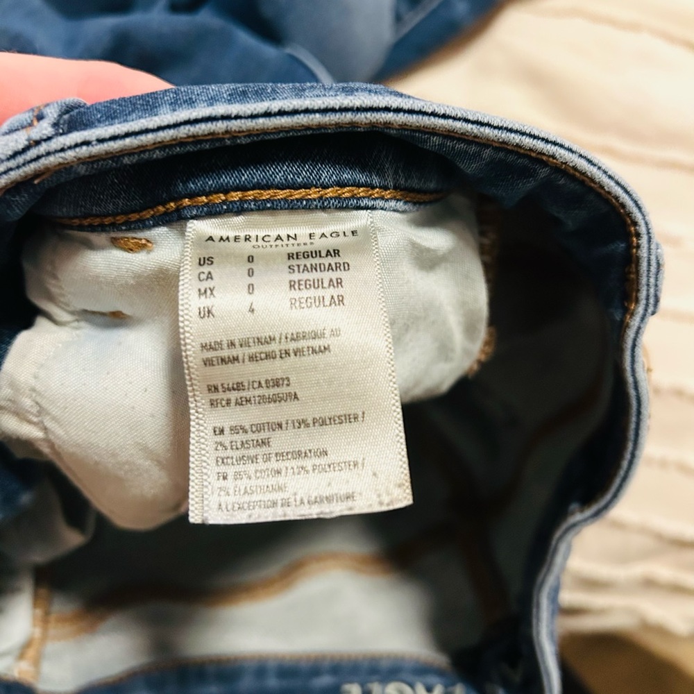 💎American Eagle Jeans💎 - Picture 4 of 6